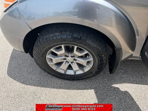 Used 2021 Nissan Frontier SV RWD image 21