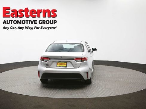 Used 2023 Toyota Corolla LE image 37