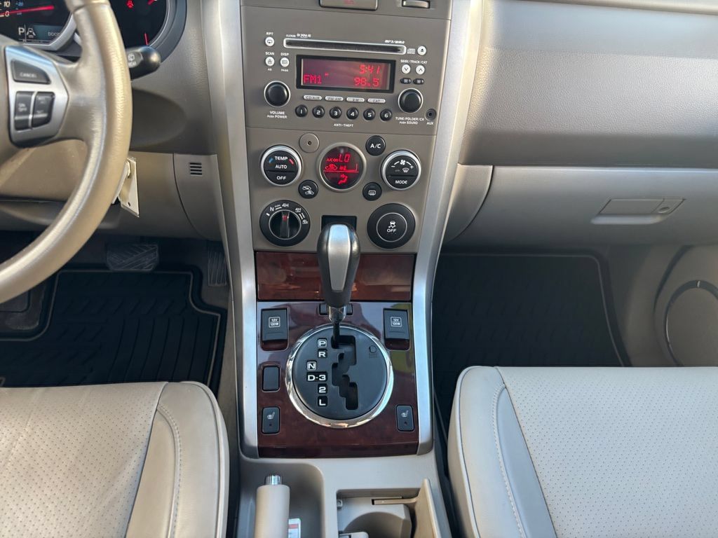 Used 2012 Suzuki Grand Vitara Limited AWD/4WD image 11