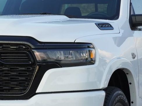 New 2026 RAM 1500 4x4 Crew Cab image 4