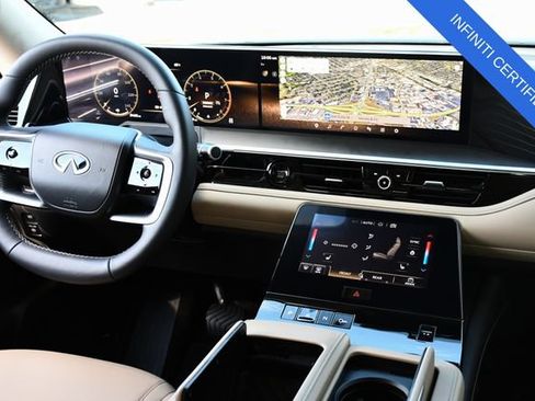 Certified 2025 INFINITI QX80 Pure w/ Cargo Package AWD/4WD image 2