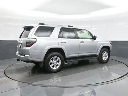 Used 2024 Toyota 4Runner SR5 image 7