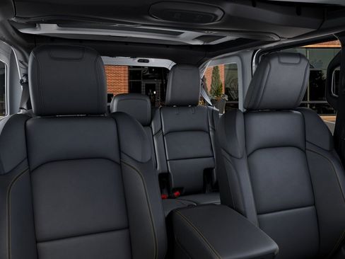 New 2026 Jeep Wrangler Unlimited Sahara AWD/4WD image 26