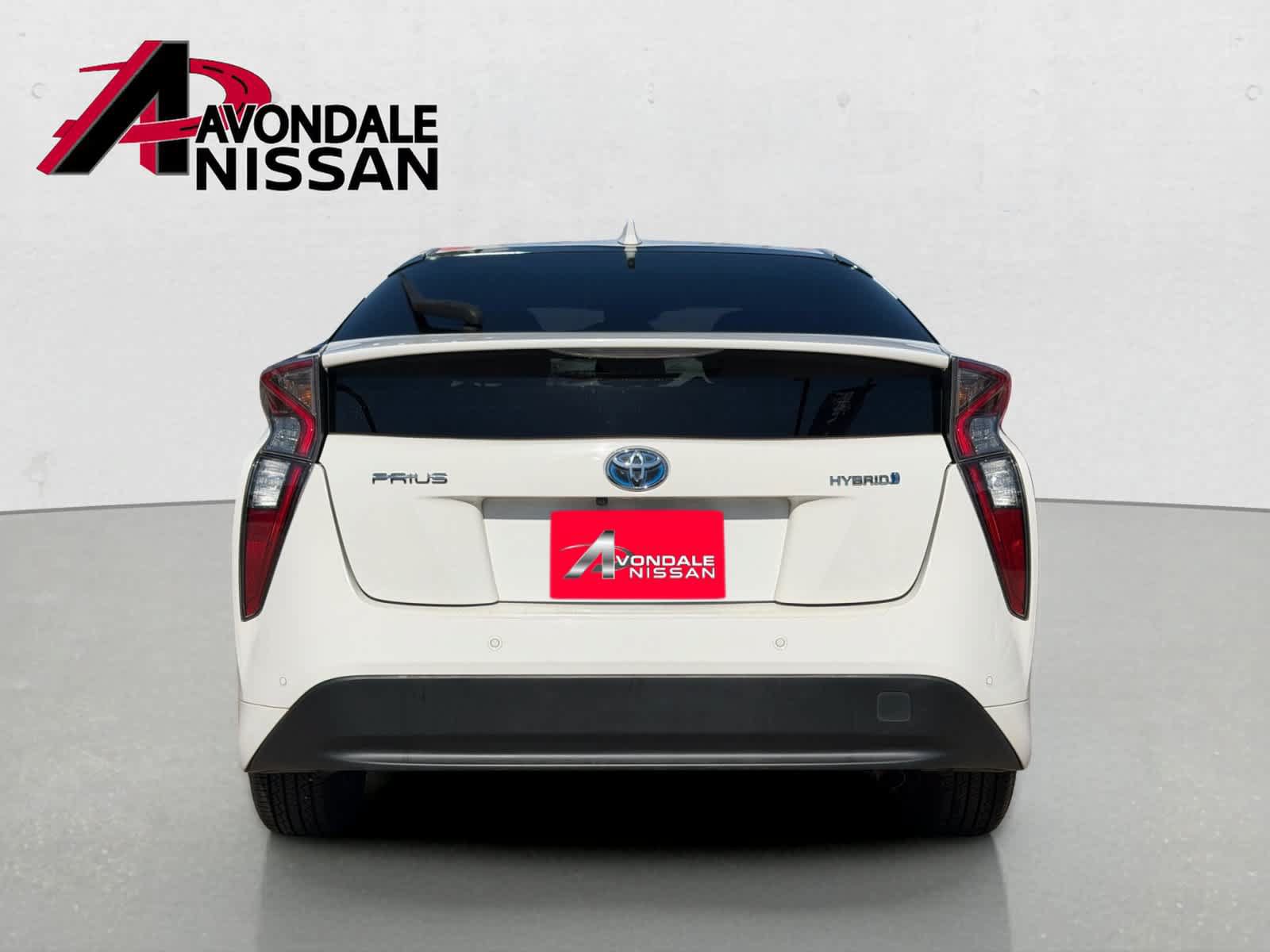 Used 2018 Toyota Prius Three FWD image 5