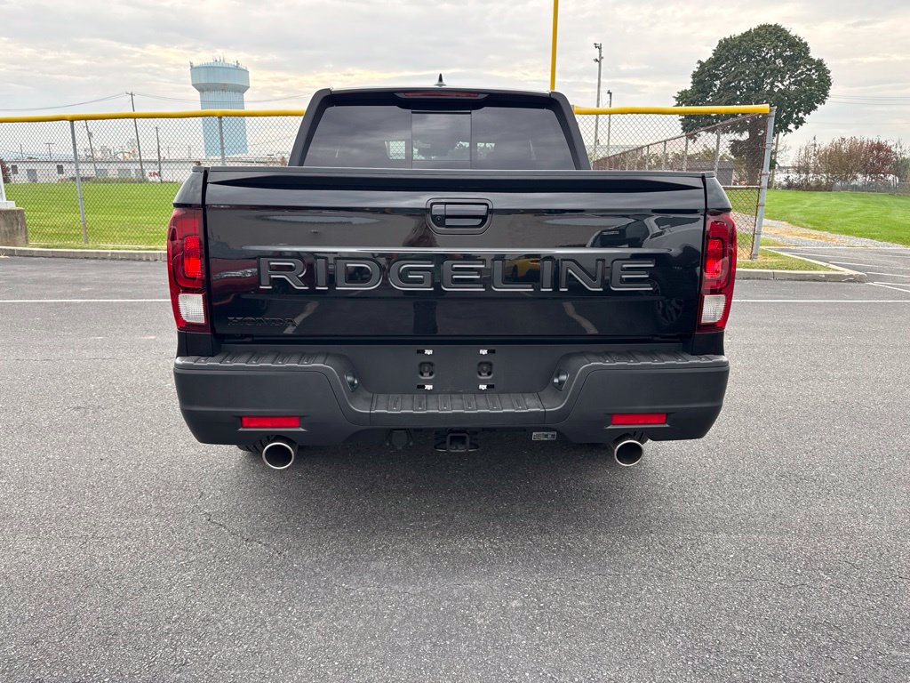 Used 2025 Honda Ridgeline RTL image 5