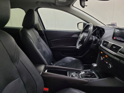 Used 2018 MAZDA MAZDA3 Grand Touring FWD image 21