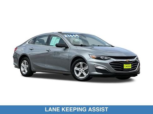 Used 2024 Chevrolet Malibu LS FWD image 2