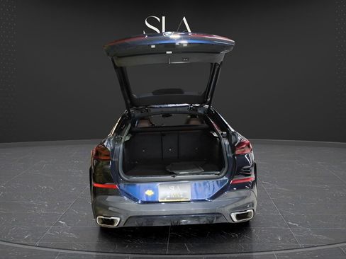 Used 2023 BMW X6 xDrive40i w/ Premium Enhanced Package image 5