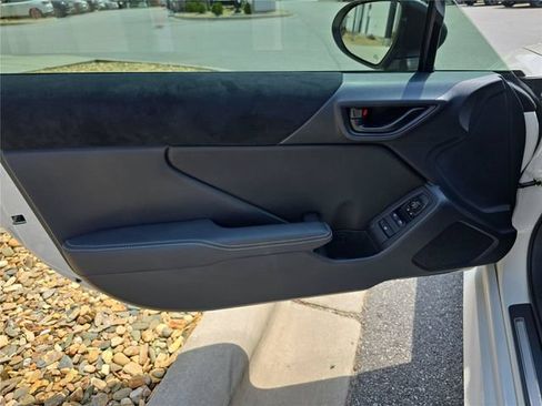 Used 2023 Toyota GR86 Premium RWD image 14