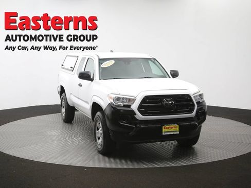 Used 2018 Toyota Tacoma SR RWD image 49