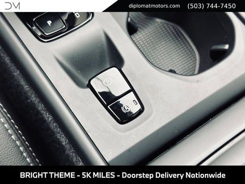 Used 2025 Volvo XC40 B5 Core w/ Protection Package Premier AWD/4WD image 39