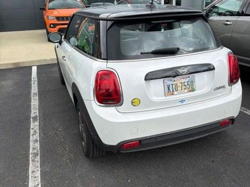 Used 2024 MINI Cooper SE FWD image 7