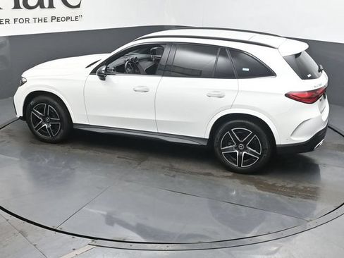 Used 2024 Mercedes-Benz GLC 300 image 42