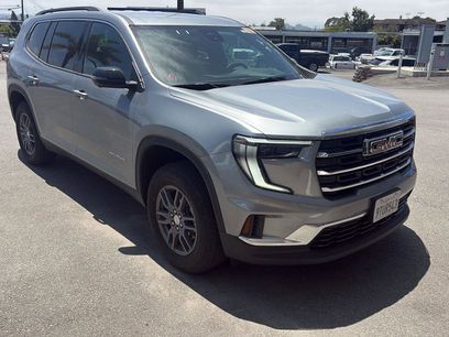 Used 2025 GMC Acadia Elevation