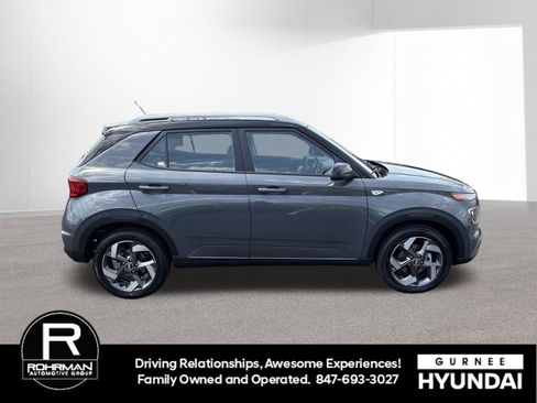 New 2026 Hyundai Venue SEL FWD image 11
