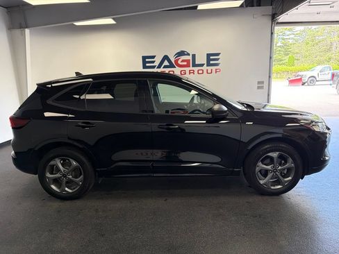 Used 2023 Ford Escape ST-Line w/ Tech Pack #1 AWD/4WD image 10