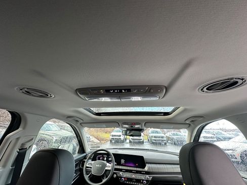 New 2025 Kia Telluride EX image 21