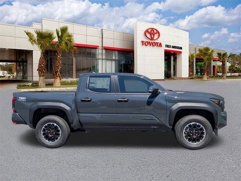 New 2025 Toyota Tacoma TRD Off-Road image 4