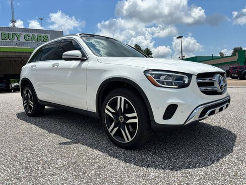 Used 2021 Mercedes-Benz GLC 300 w/ Premium Package image 8