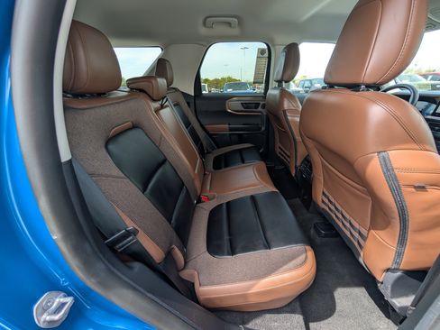 Certified 2025 Ford Bronco Sport Outer Banks w/ Outer Banks Tech Package+ AWD/4WD image 11