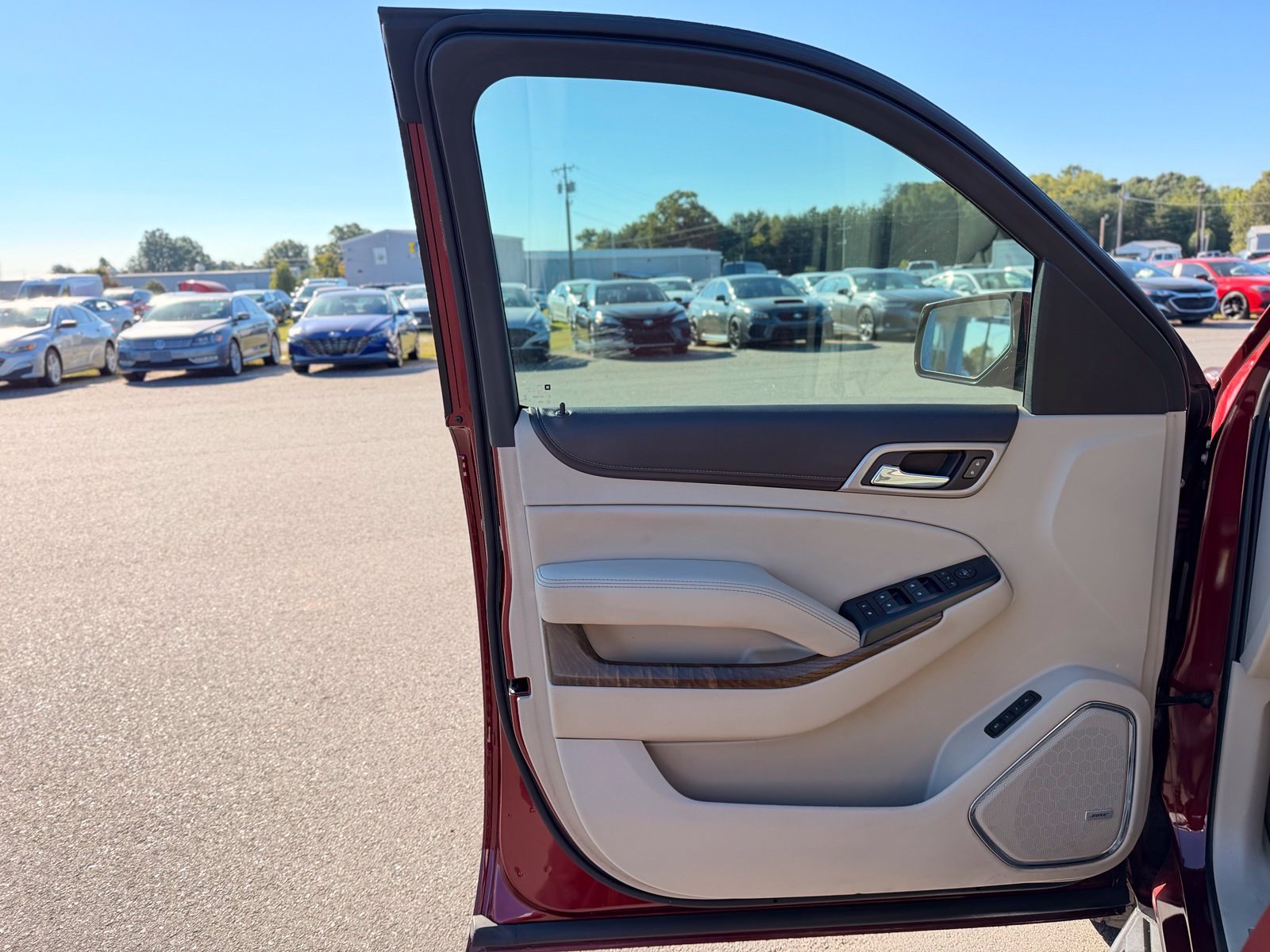 Used 2018 GMC Yukon XL Denali w/ Open Road Package AWD/4WD image 14