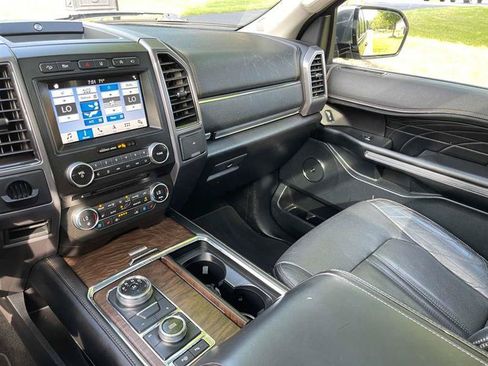 Used 2018 Ford Expedition Max Platinum AWD/4WD image 50