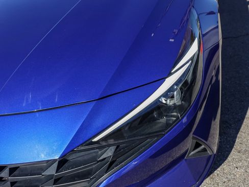 Used 2023 Hyundai Elantra SEL w/ Convenience Package image 10