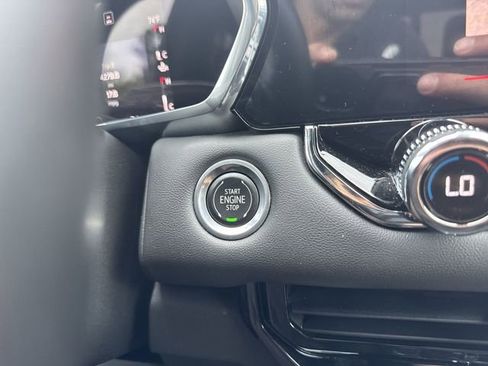 Used 2023 GMC Canyon Elevation w/ Convenience Package image 17