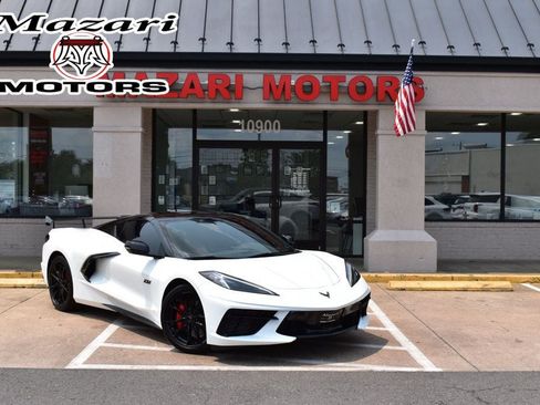 Used 2023 Chevrolet Corvette Stingray Coupe w/ 1LT RWD image 1