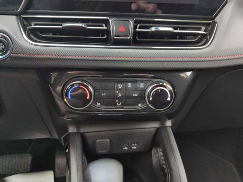 Used 2024 Chevrolet TrailBlazer RS image 17