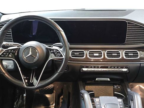 Used 2024 Mercedes-Benz GLE 350 GLE 350 w/ 3rd Row Seat Package image 22