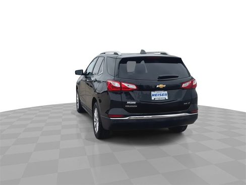 Used 2018 Chevrolet Equinox LT w/ Sun & Infotainment Package image 7