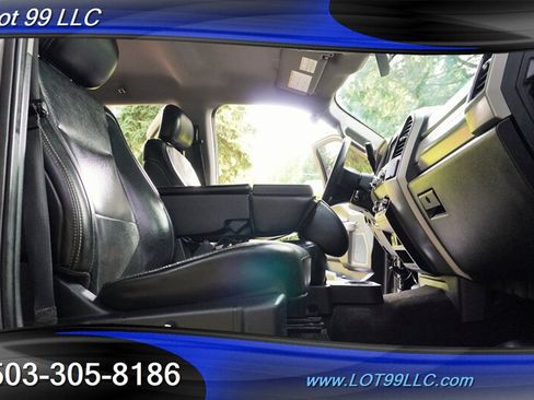Used 2019 Ford F350 Lariat w/ Chrome Package AWD/4WD image 19