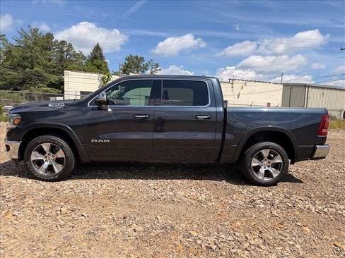 Used 2020 RAM 1500 Laramie AWD/4WD image 3