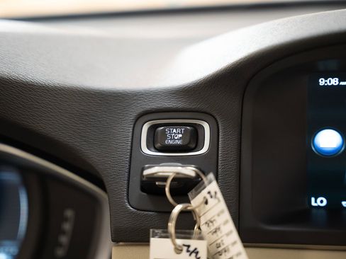 Used 2015 Volvo S80 T6 image 28