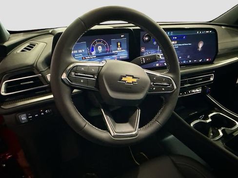 New 2026 Chevrolet Traverse LT w/ LPO, Floor Liner Package AWD/4WD image 12