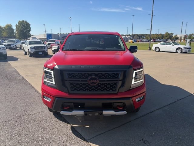 Used 2024 Nissan Titan PRO-4X w/ Pro-4x Convenience Package AWD/4WD image 9