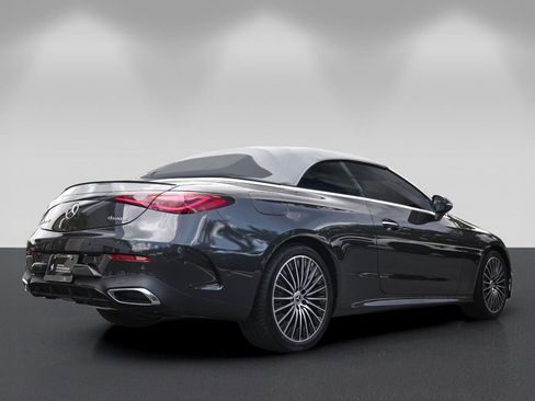 Used 2026 Mercedes-Benz CLE 300 4MATIC Cabriolet image 2