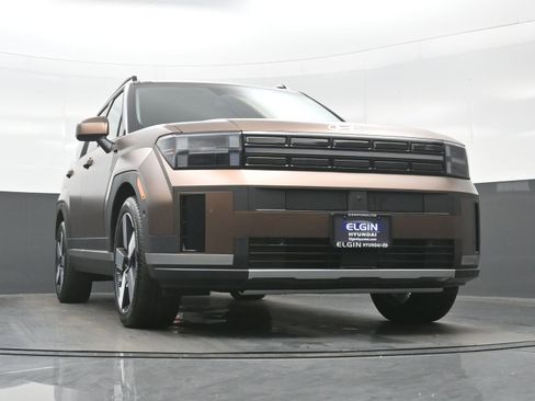 Used 2025 Hyundai Santa Fe Limited image 35