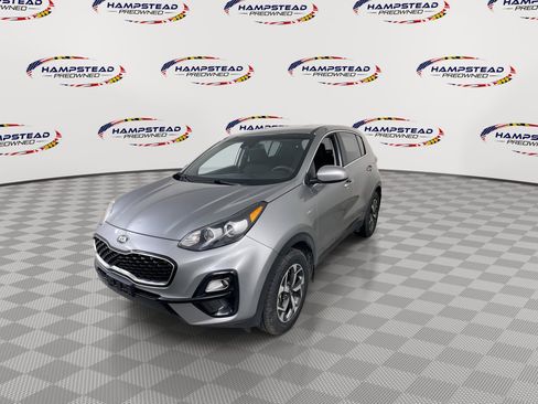 Used 2020 Kia Sportage LX AWD/4WD image 4