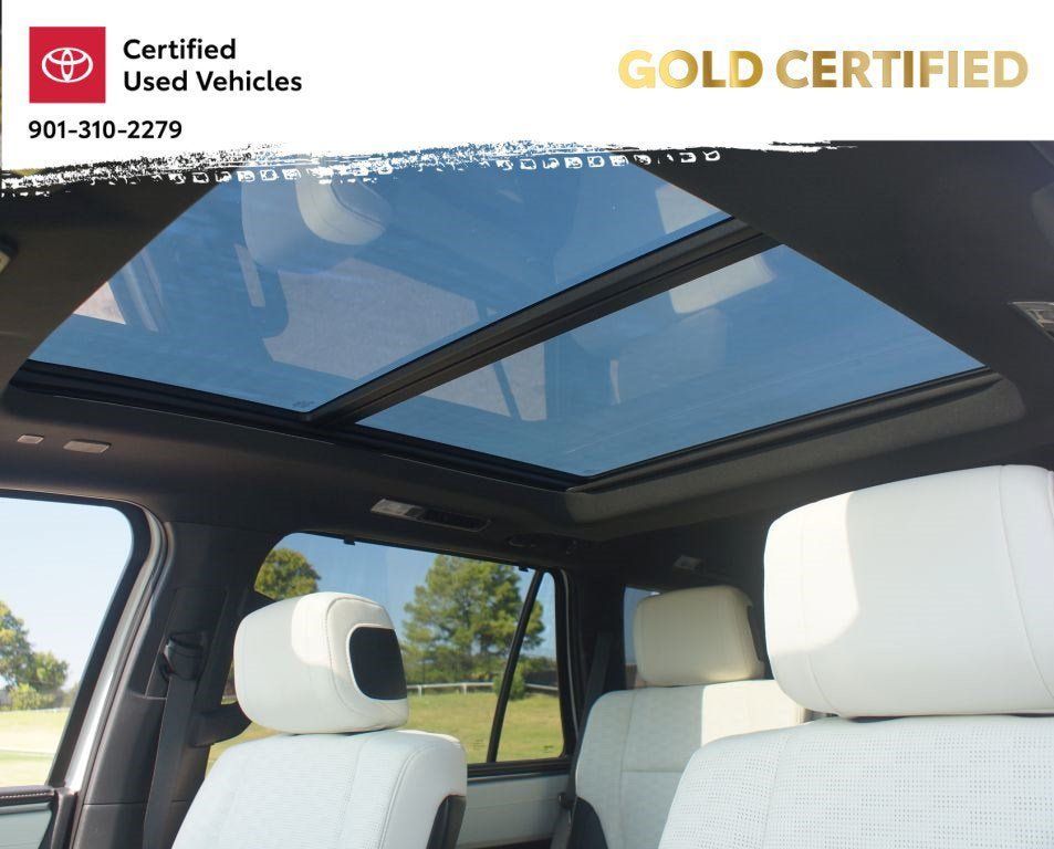 Used 2023 Toyota Sequoia Capstone AWD/4WD image 6