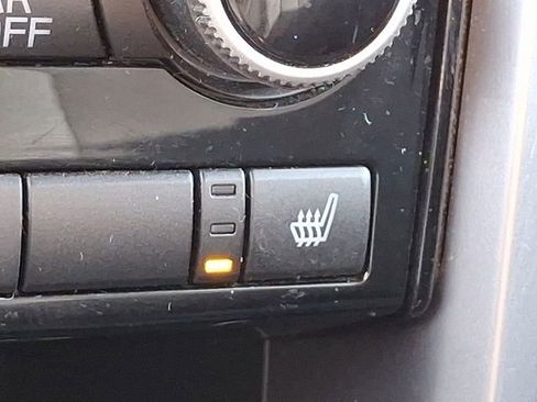 Used 2020 Subaru Ascent Premium w/ Convenience Package image 27