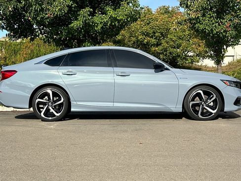 Used 2022 Honda Accord Sport image 3