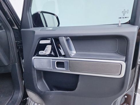 Used 2024 Mercedes-Benz G 550 image 23