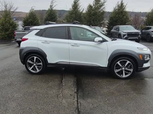 Used 2018 Hyundai Kona Limited image 2