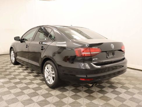 Used 2018 Volkswagen Jetta S FWD image 3