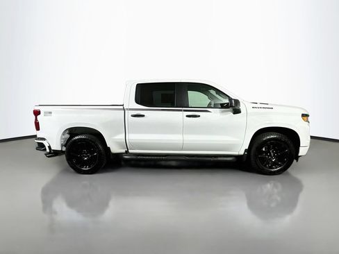 Used 2026 Chevrolet Silverado 1500 Custom w/ Turbomax Blackout Package RWD image 7