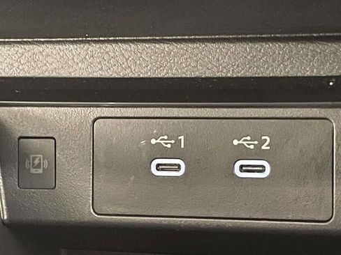 Used 2025 Nissan Kicks SR image 20