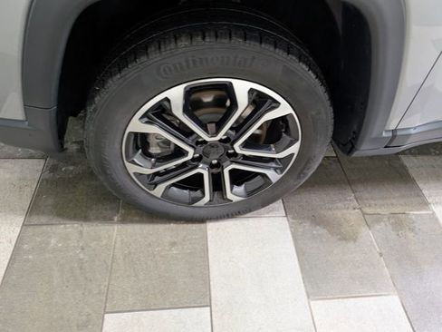 Used 2023 Jeep Compass Limited w/ Sun and Sound Group AWD/4WD image 7