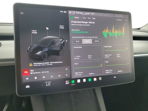 Used 2024 Tesla Model Y 2WD image 23